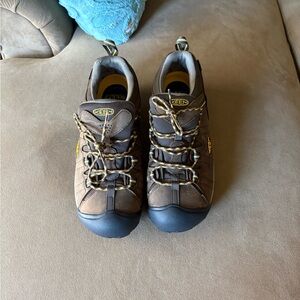 KEEN Targhee II Men's Hiking/ Work shoes Brown and Black Outdoor Lace-Up